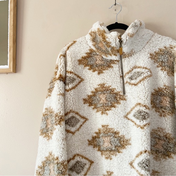 Thread & supply• fluffy soft southwestern print pullover women’s xxl - Picture 3 of 12